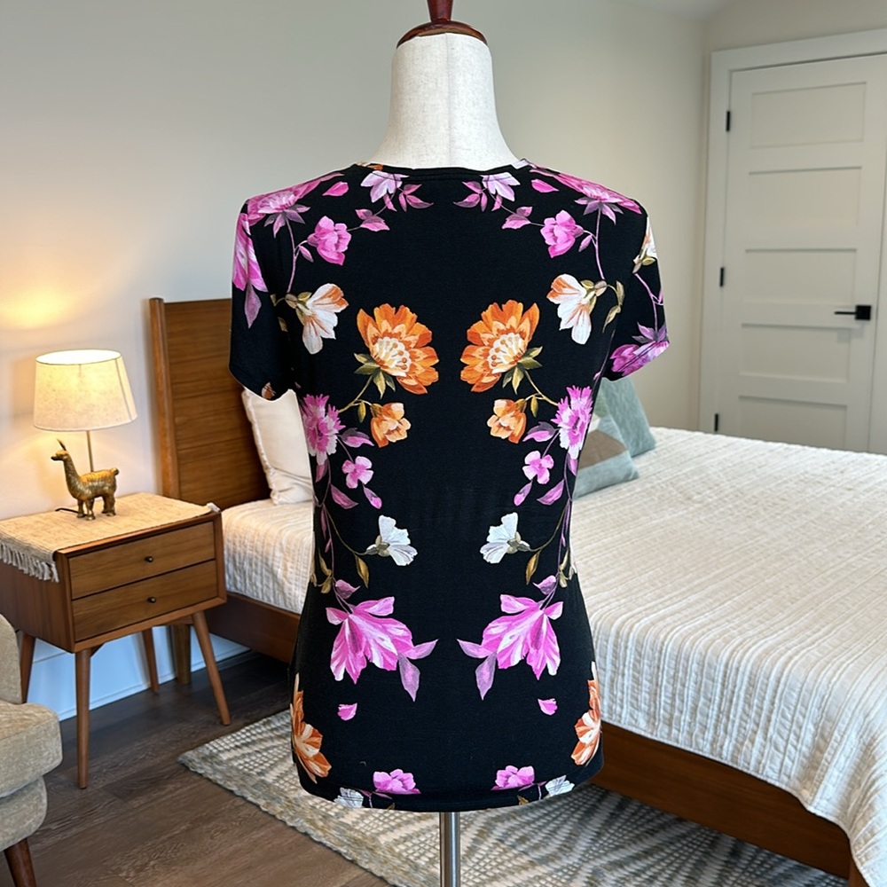Ted Baker London Black Floral Tee Shirt - Picture 4 of 7